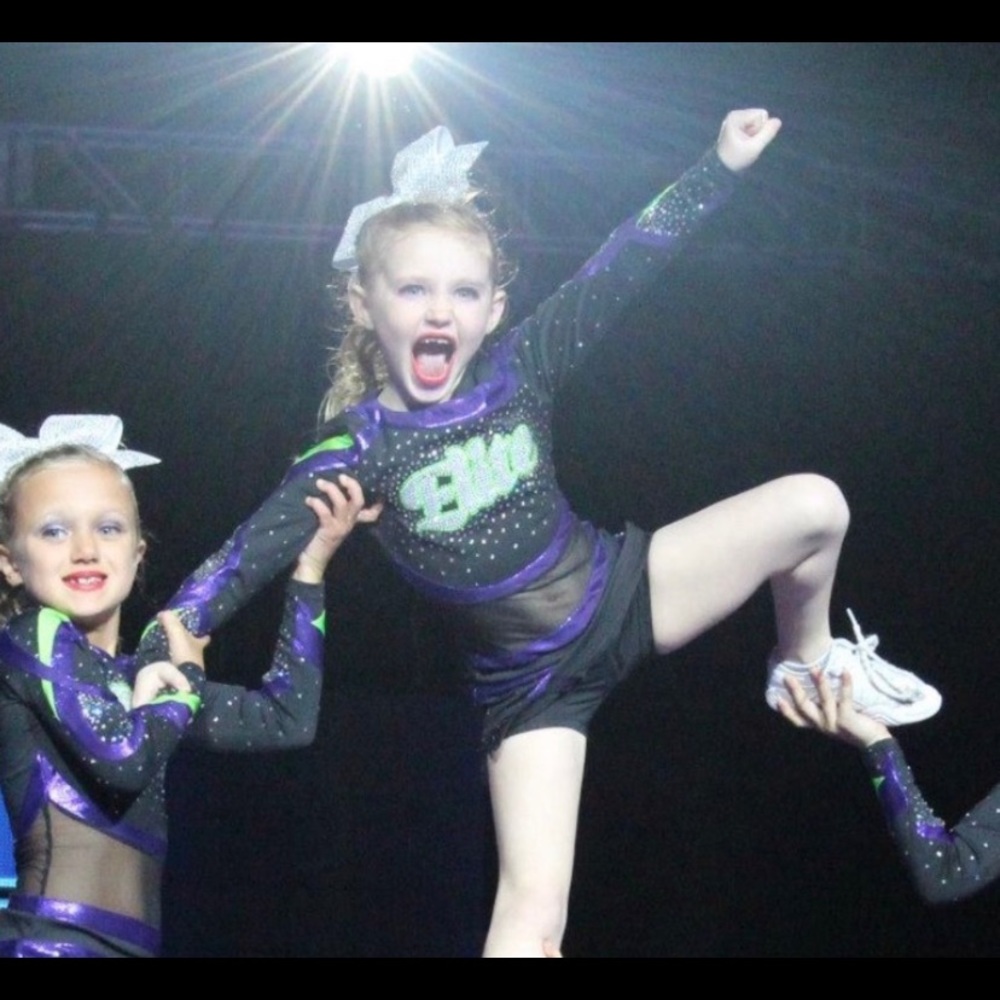 YS cheerleading uniform